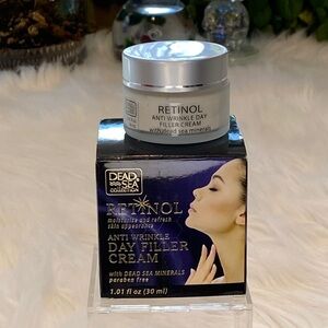 Dead Sea Collection Retinol Anti-Wrinkle Day Filler Cream